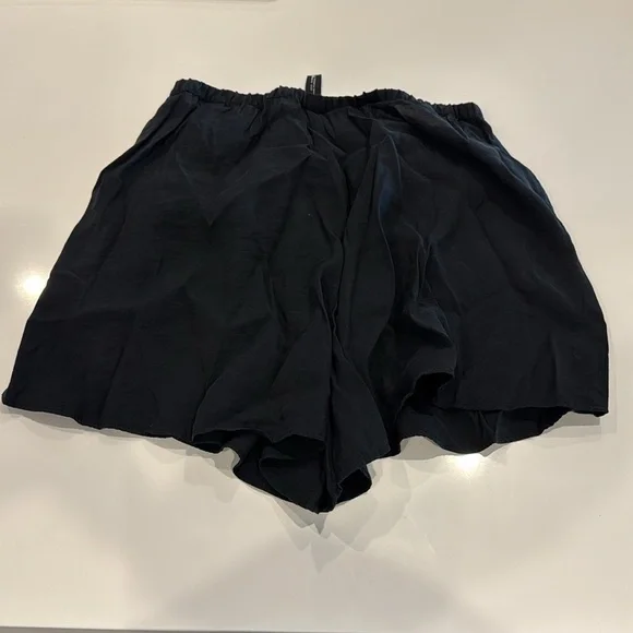 Zara Black High Waist Shorts Elastic Waistband - Picture 3 of 3